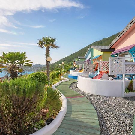 Soulmate Pension Namhae Exteriör bild