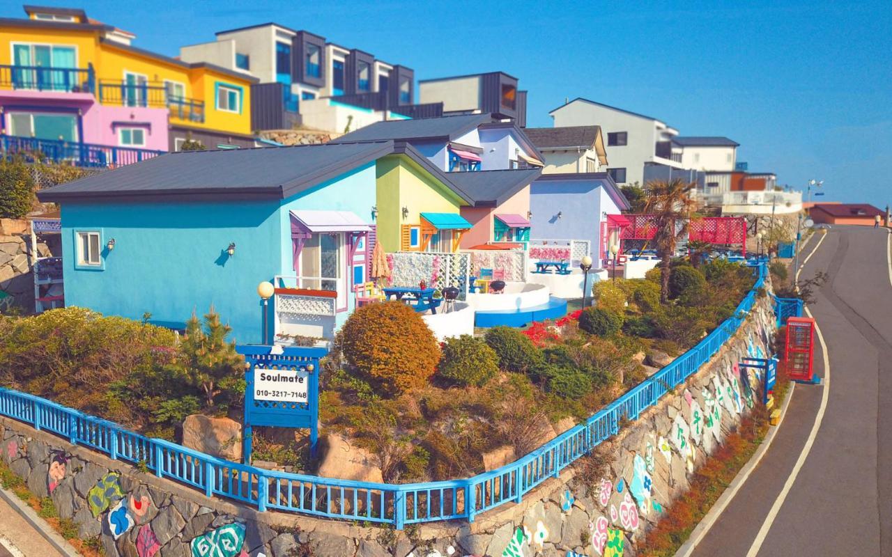 Soulmate Pension Namhae Exteriör bild