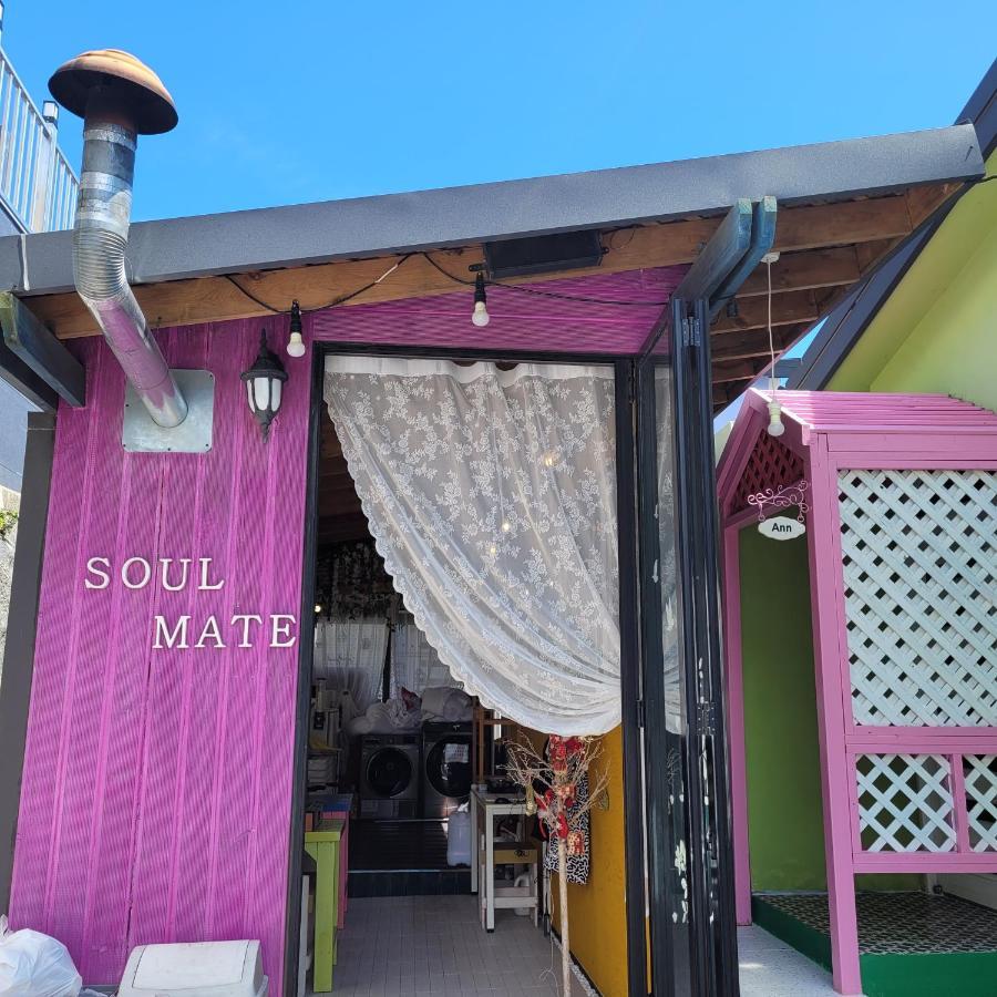 Soulmate Pension Namhae Exteriör bild